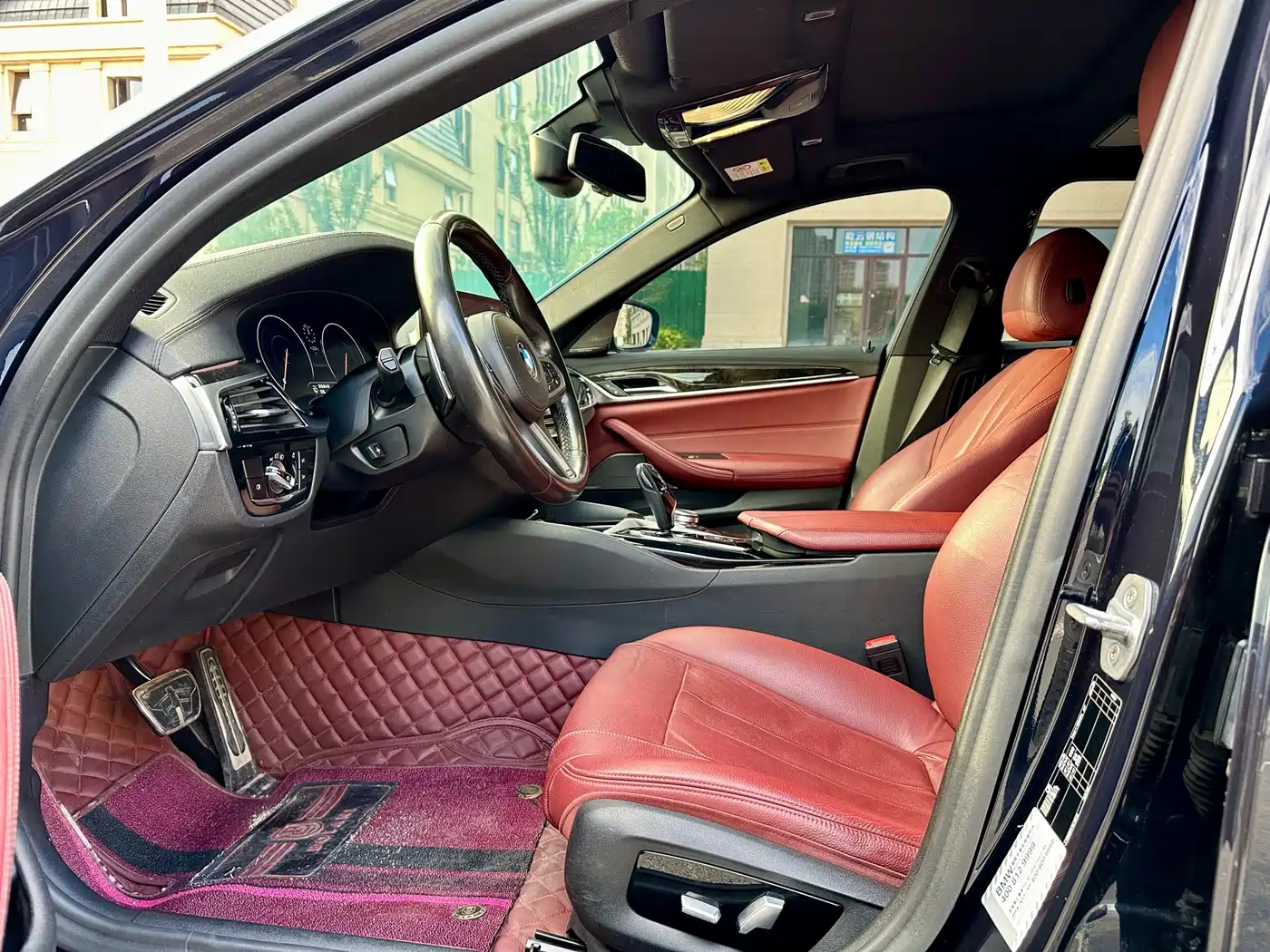 BMW 5 Series 2019 530Li Premium M Sport Package фото 4