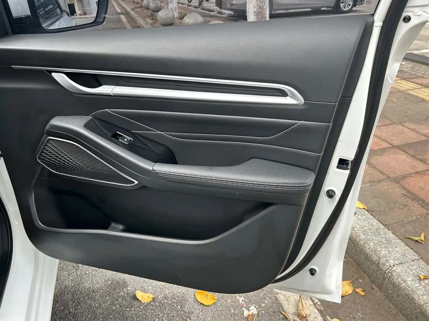 GEELY AUTOMOBILE EMGRAND