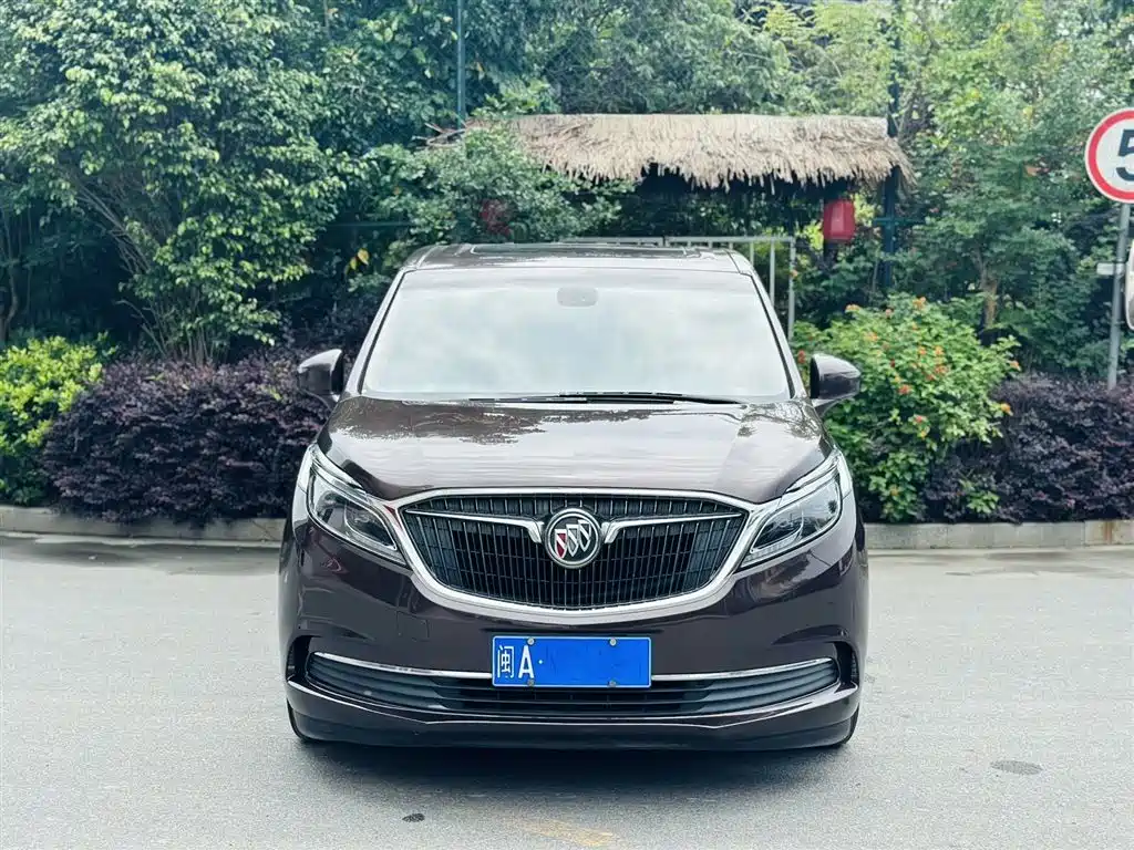 Buick GL8 2018 ES 28T Luxury Type China VI фото 2