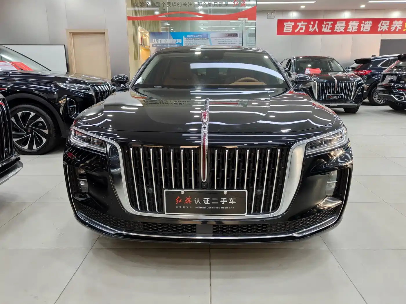Hongqi H9 2020 2.0T Smart Connection Qi Chang Edition фото 2