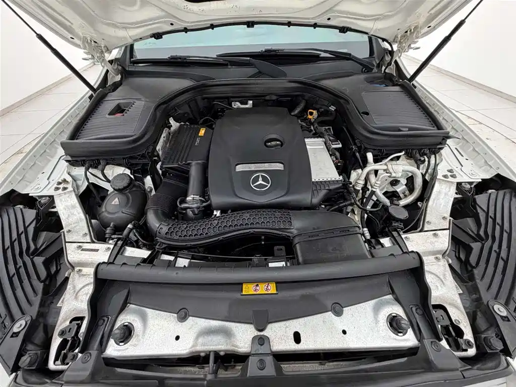 Mercedes-Benz GLC 2019 GLC 260 L 4MATIC Dynamic фото 18