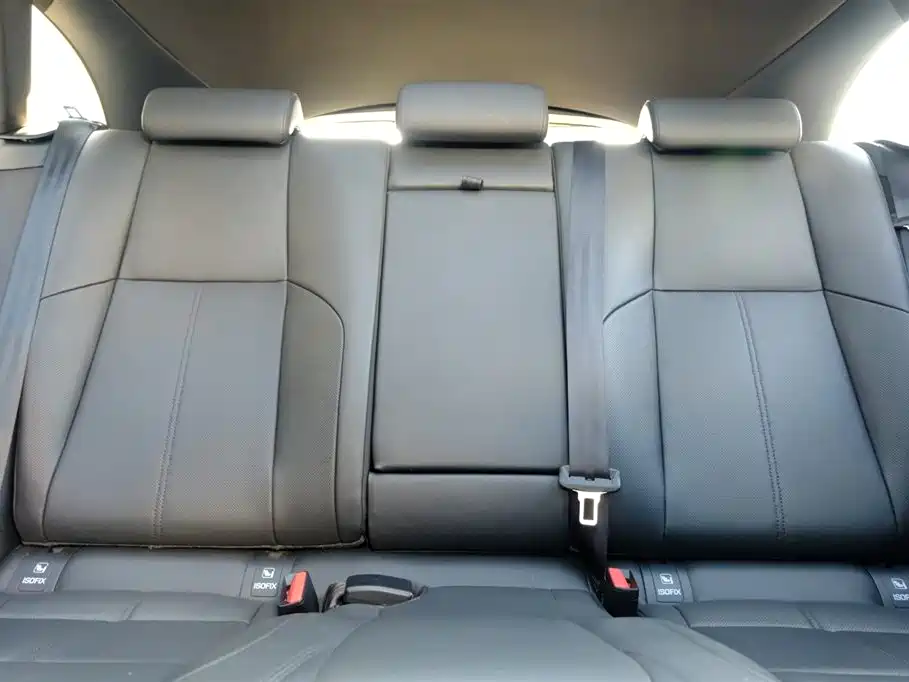 Land Rover Range Rover Velar 2025 Dynamic SE фото 17