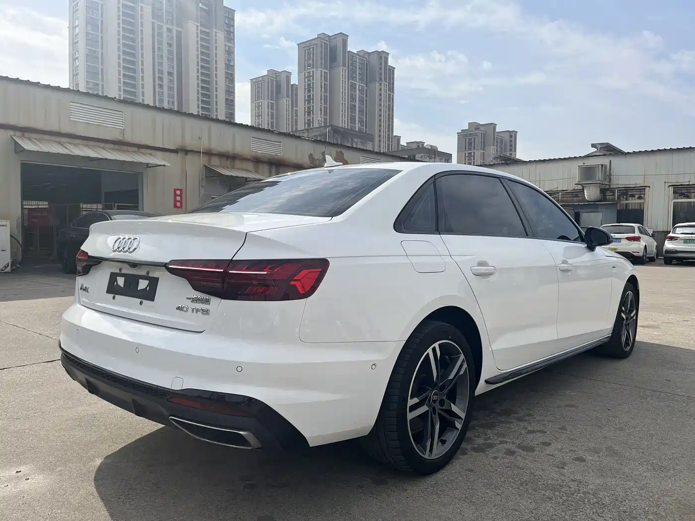 Audi A4L 2022 40 TFSI Luxury Dynamic фото 14