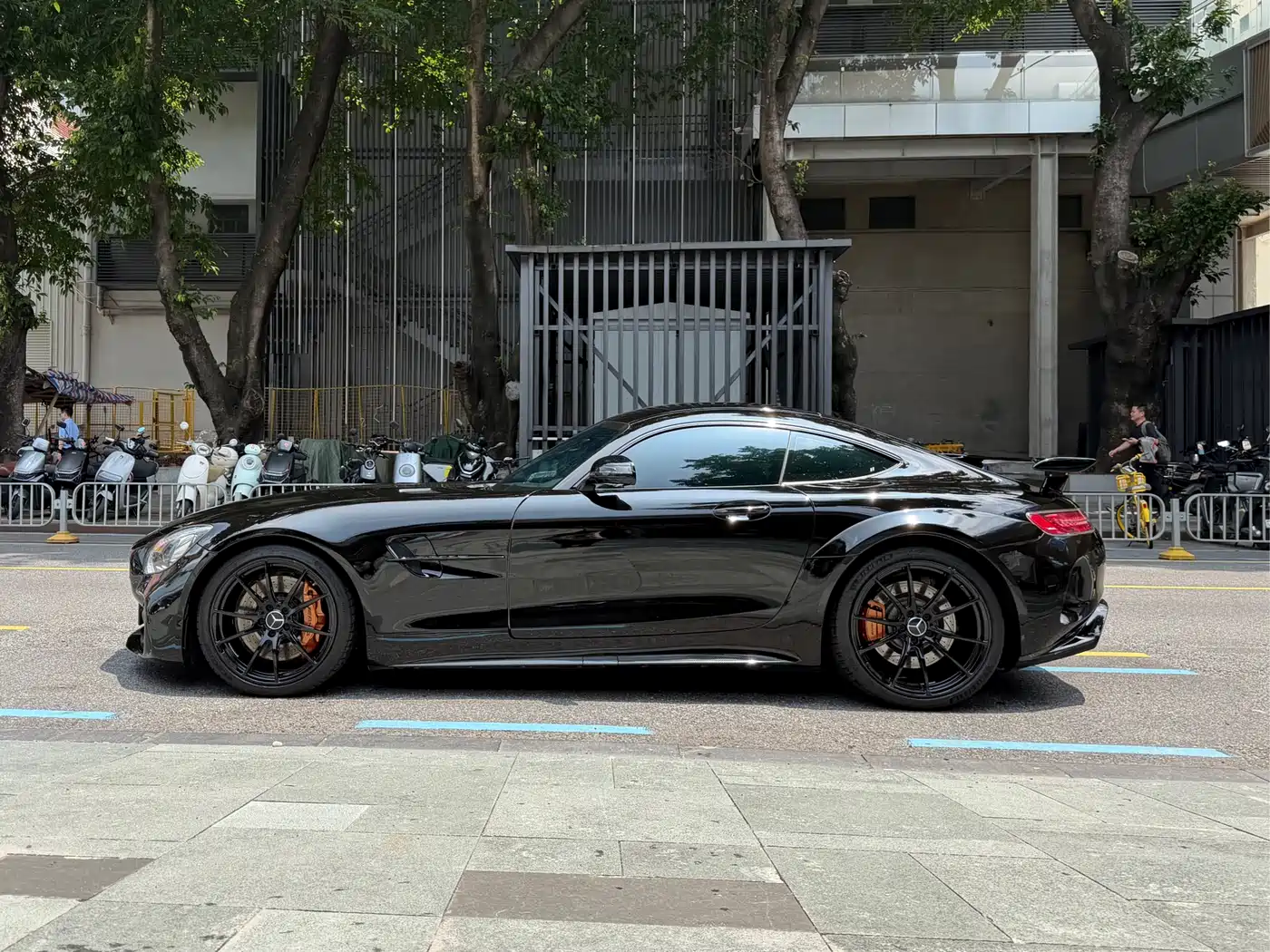 Mercedes-Benz AMG GT 2017 AMG GT фото 3