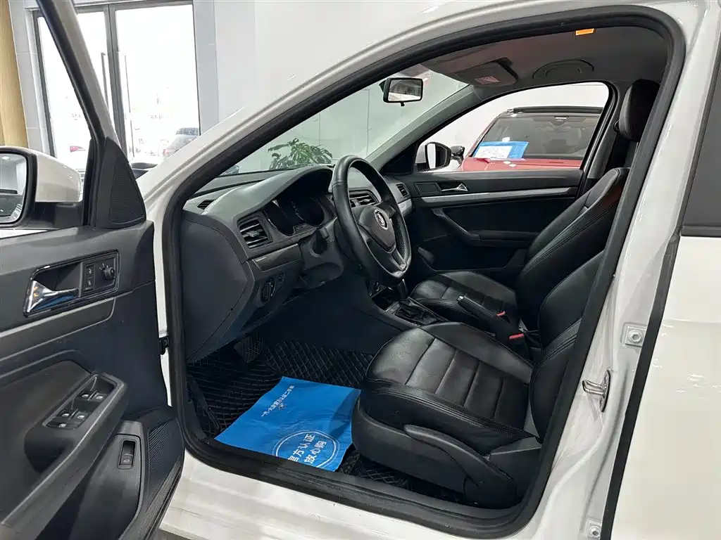 Volkswagen Lavida 2019 Lavida Start 1.5L Auto Trend (China VI) фото 30