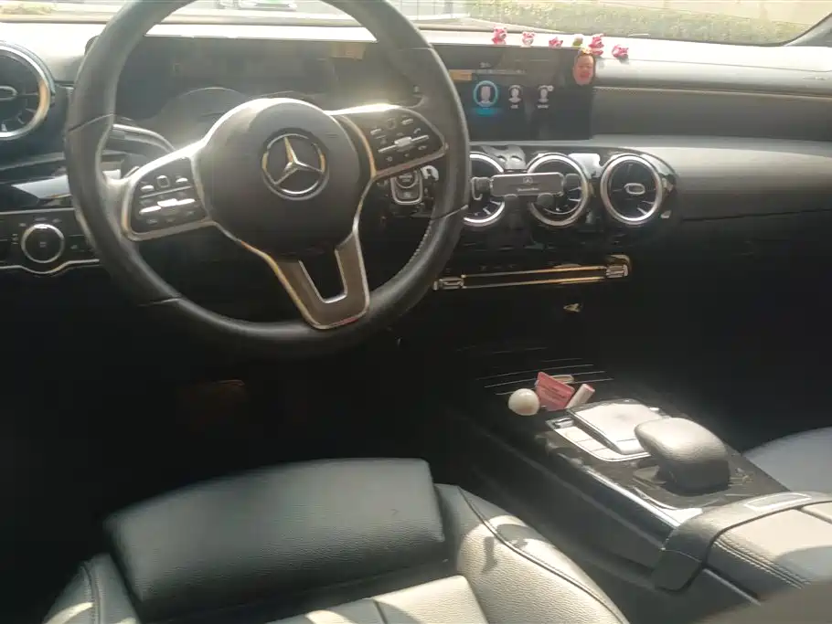 MERCEDES-BENZ A CLASS