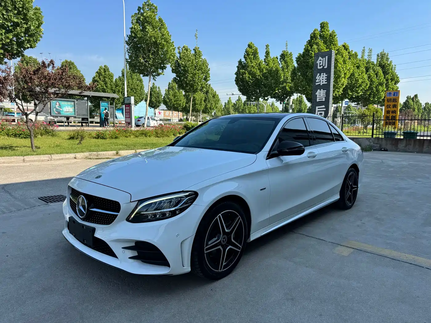 MERCEDES-BENZ CLASS C