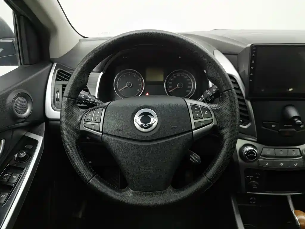 SsangYong Korando 2016 2015 2.0L 4WD Automatic Pure Edition