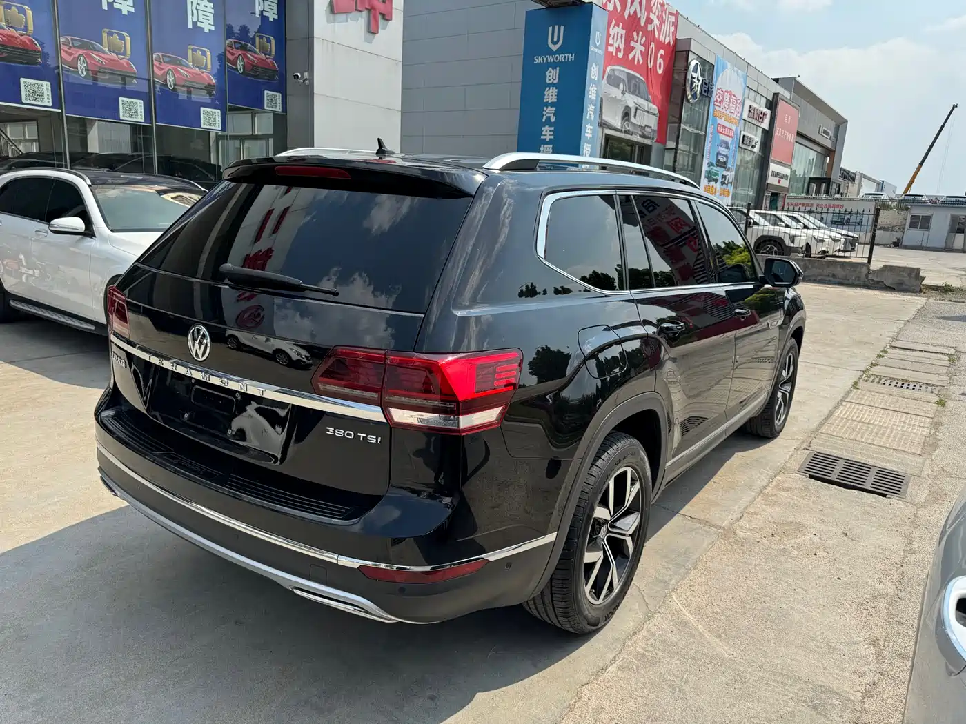 Volkswagen Teramont 2019 380TSI 4WD Luxury Edition China VI фото 16