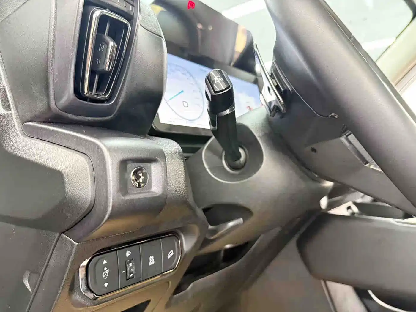 Haval Da Gou 2nd Gen 2023 2.0T 2WD Trendy Off-road Edition Plus фото 11
