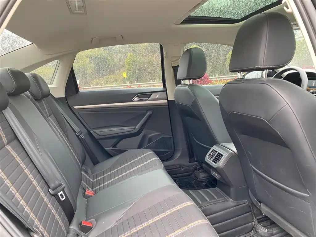 Volkswagen Lavida 2022 280TSI DSG Comfort Edition фото 7