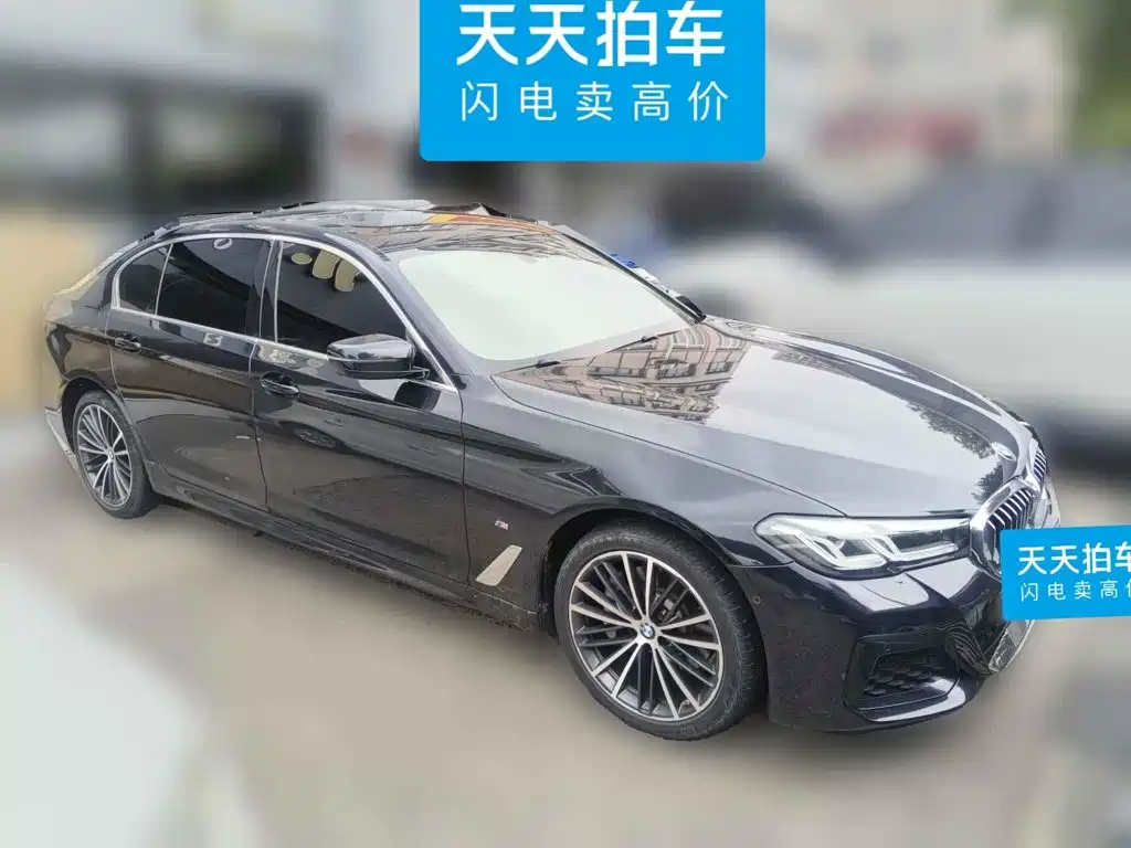 Фото 3 - BMW 5 Series
