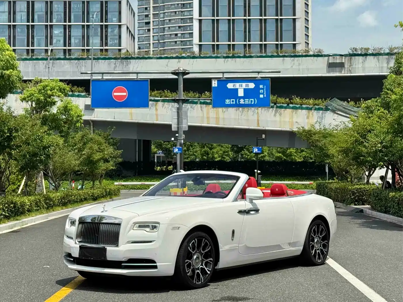 2021 Rolls-Royce Dawn