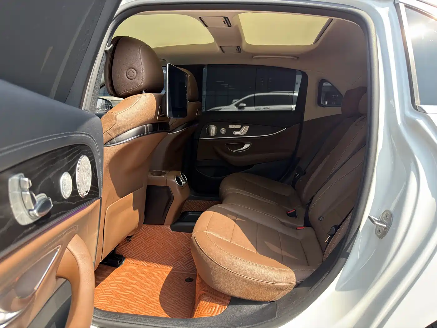 Mercedes-Benz E-Class 2019 Facelift E 300 L Sport Luxury фото 7