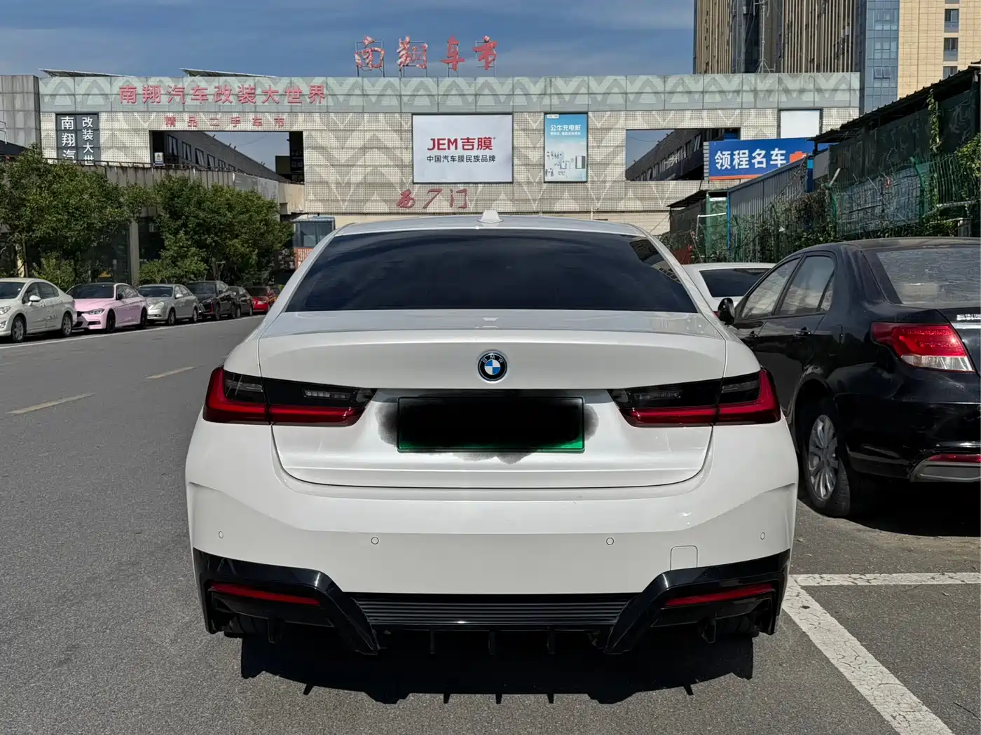 BMW i3 2024 eDrive 35 L фото 14