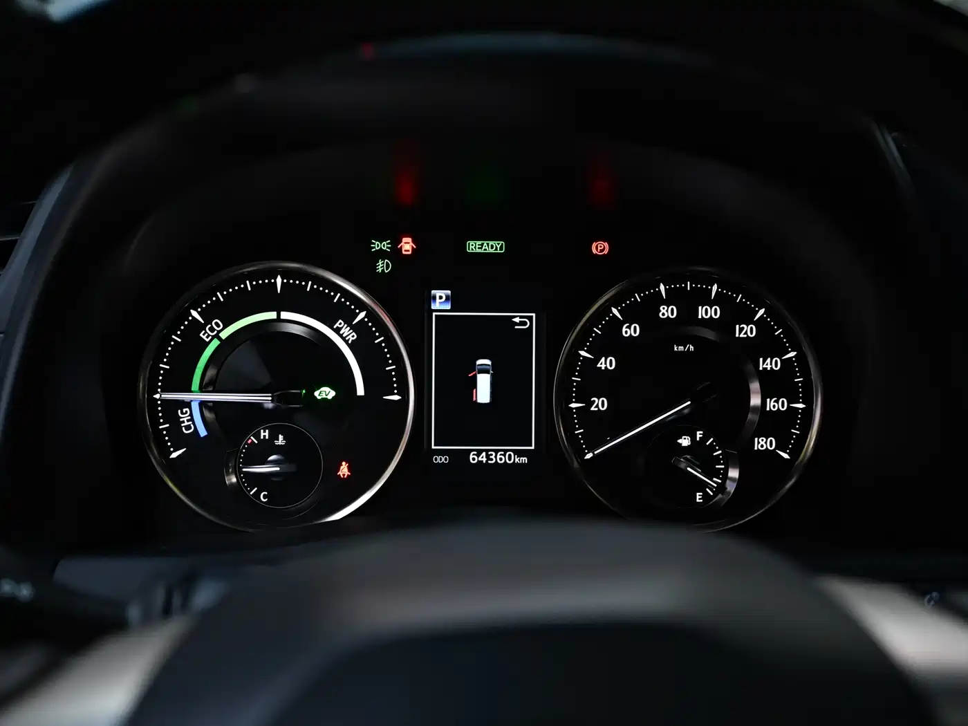 Lexus LM 2020 300h 4-Seat Imperial Edition фото 10