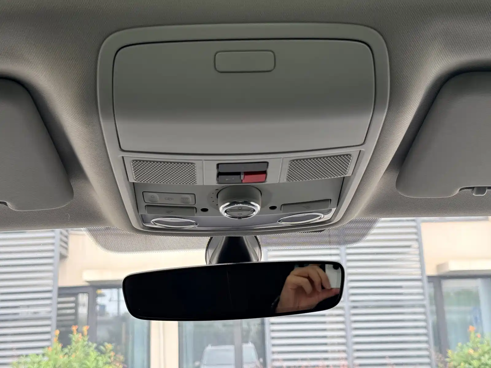 Фото 24 - Volkswagen Sharan