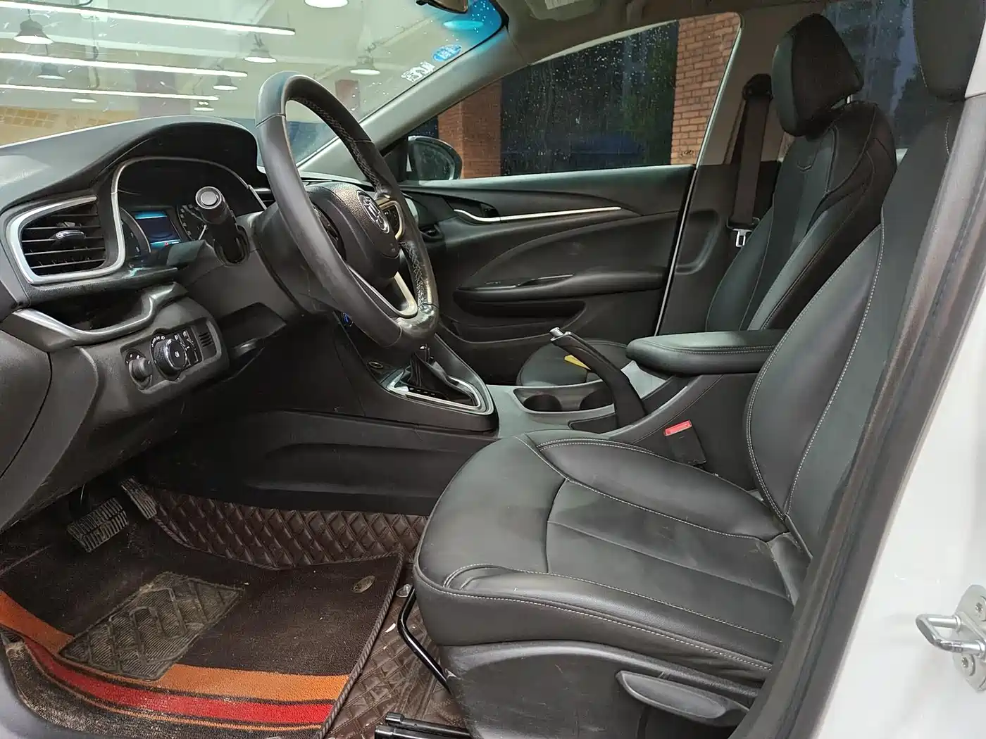 Buick Excelle 2018 18T Automatic Elite фото 8