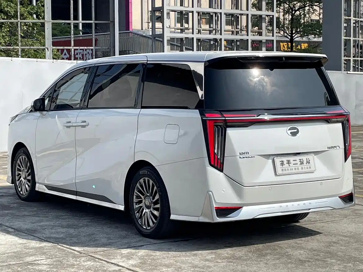 GAC Trumpchi Trumpchi M8 2023 Model Master Series Hybrid Royal Edition фото 15