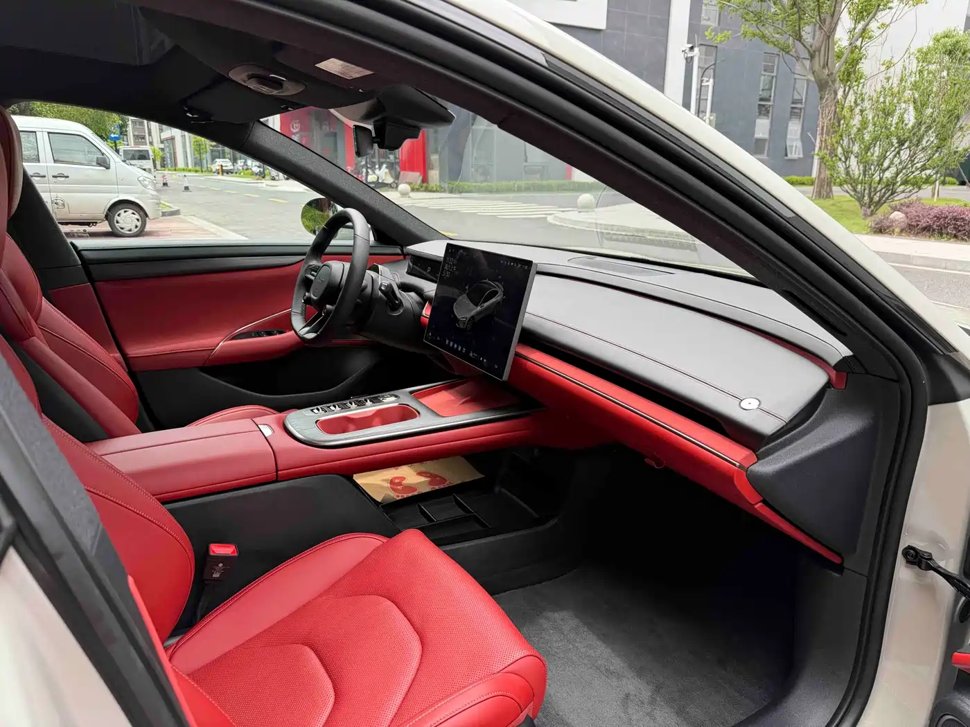Xiaomi Auto Xiaomi SU7 2024 RWD Ultra Long Range Advanced Smart Driving Pro Edition фото 11