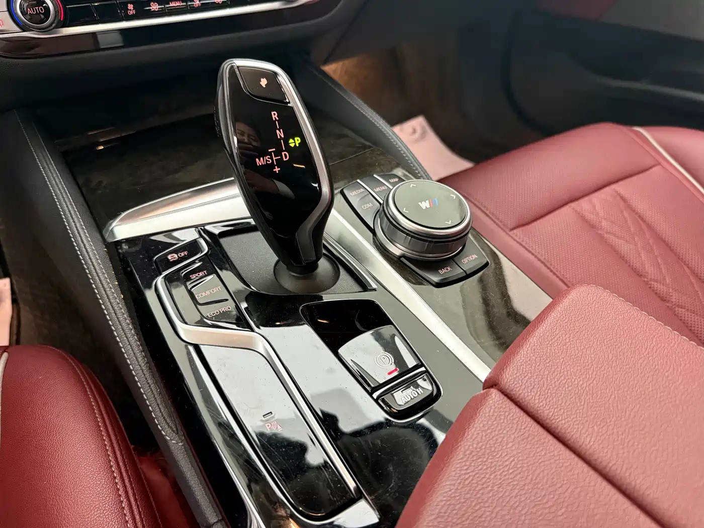 BMW 5 Series 2022 525Li Luxury Package фото 8