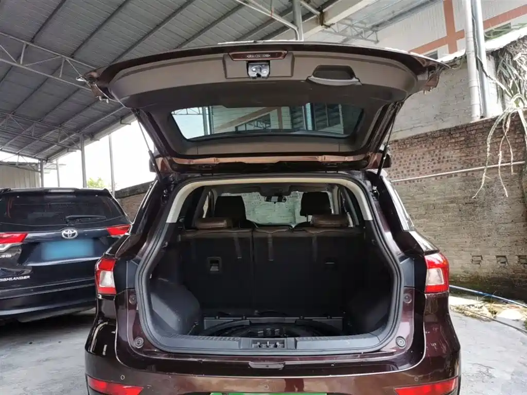 GAC Trumpchi Trumpchi GS4 2015 200T G-DCT Comfort Edition фото 19