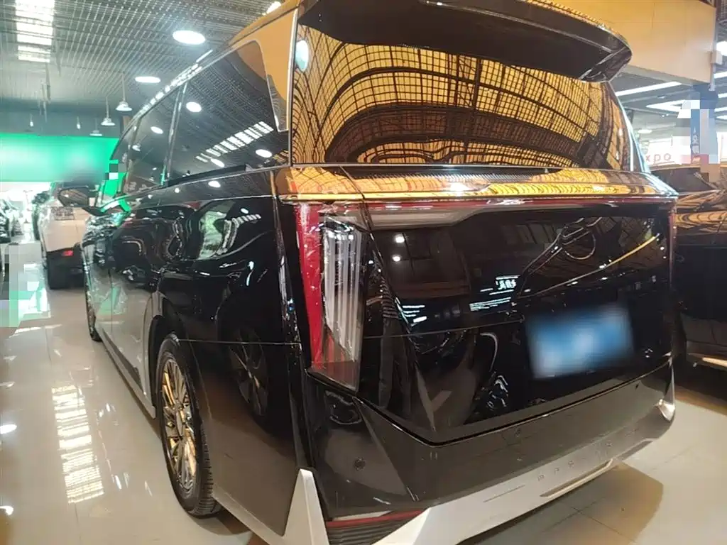 GAC Trumpchi Trumpchi M8 2025 Model Master Series Super Hybrid Edition фото 5