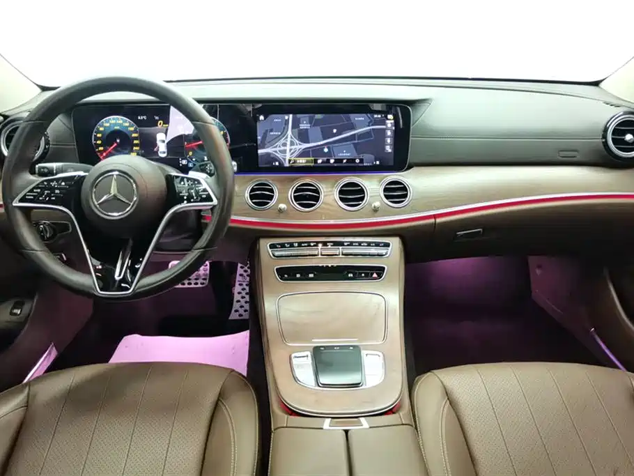  E CLASS