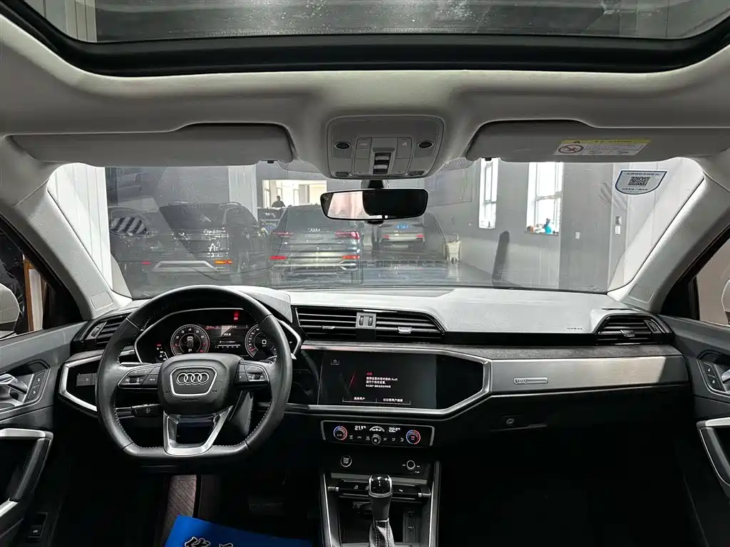 Audi Q3 2022 35 TFSI Fashion Dynamic фото 11
