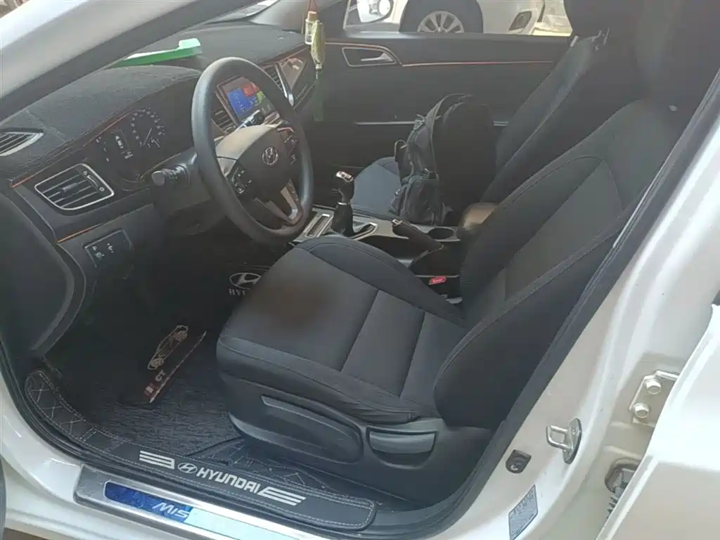 Hyundai Mistra 2014 1.8L Manual Comfort GL фото 15
