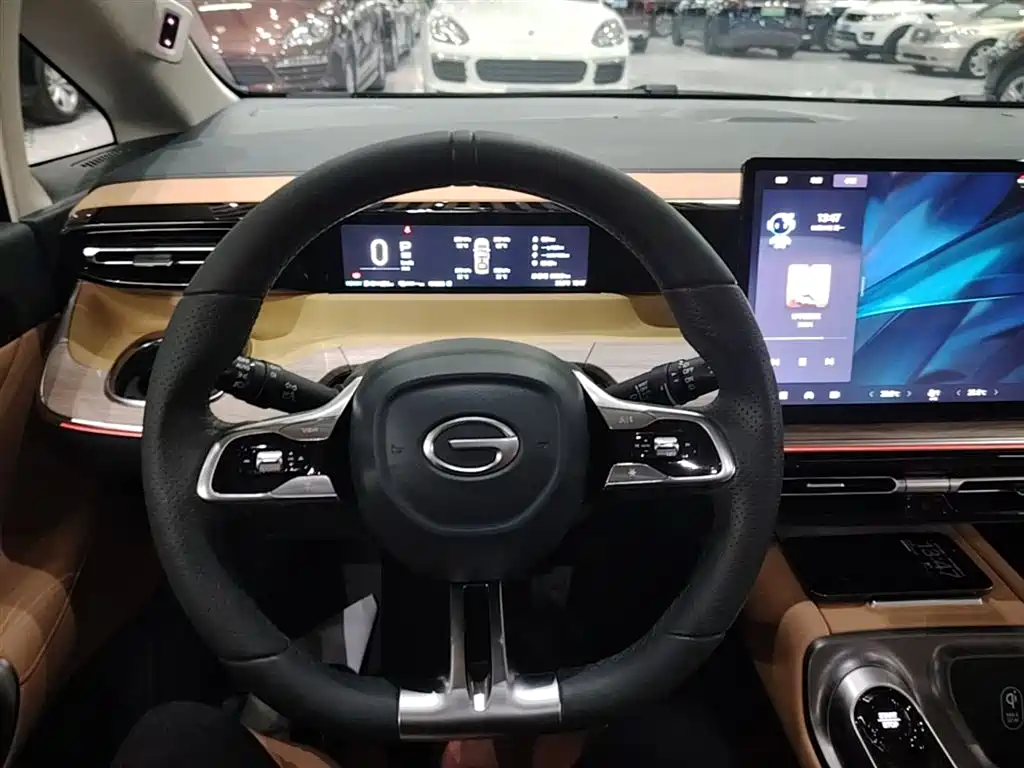 GAC Trumpchi Trumpchi E8 NEV 2024 Model 150km MAX фото 11