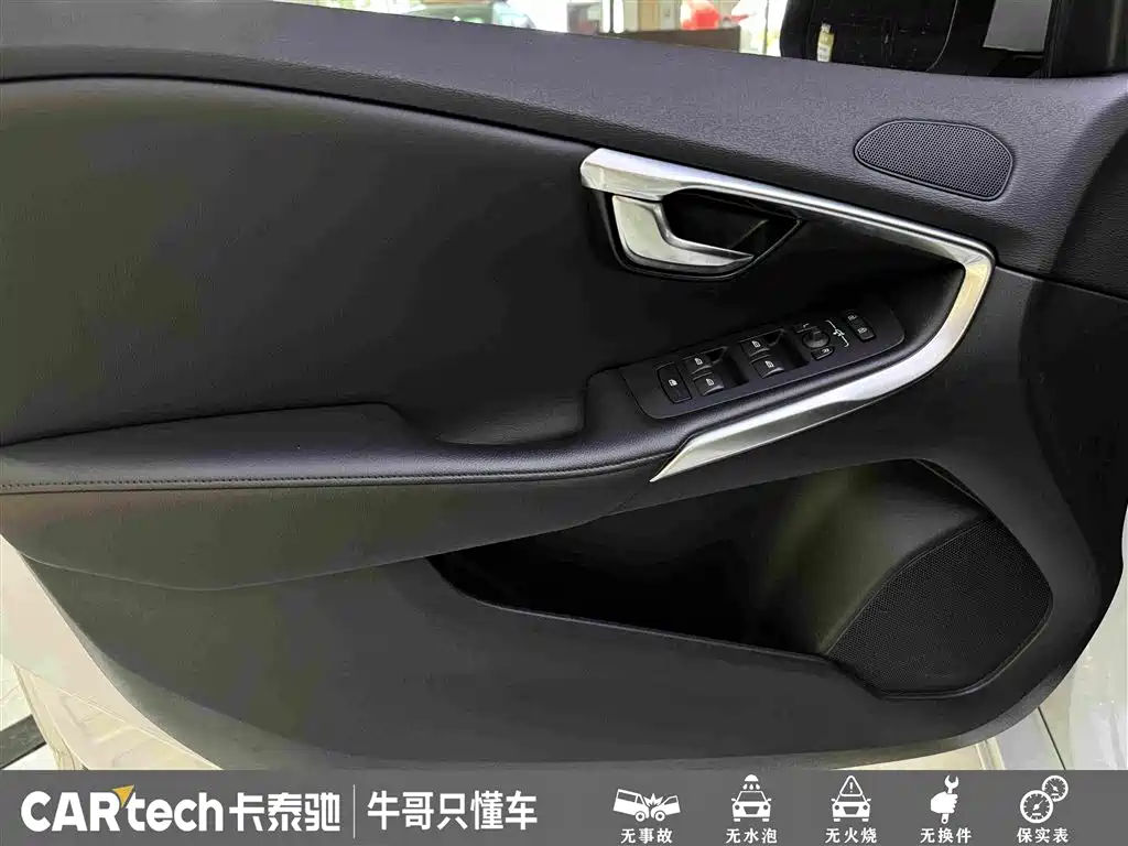 Volvo V40 2018 2017 T3 Inscription