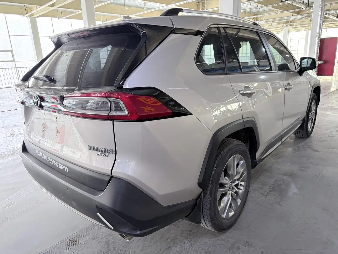 Toyota Wildlander 2021 2.0L CVT 4WD Luxury Edition фото 19