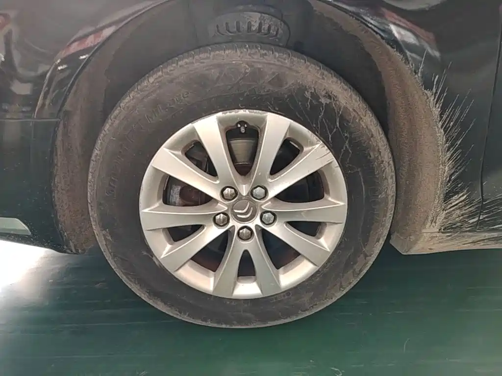 Фото 23 - Citroën C5