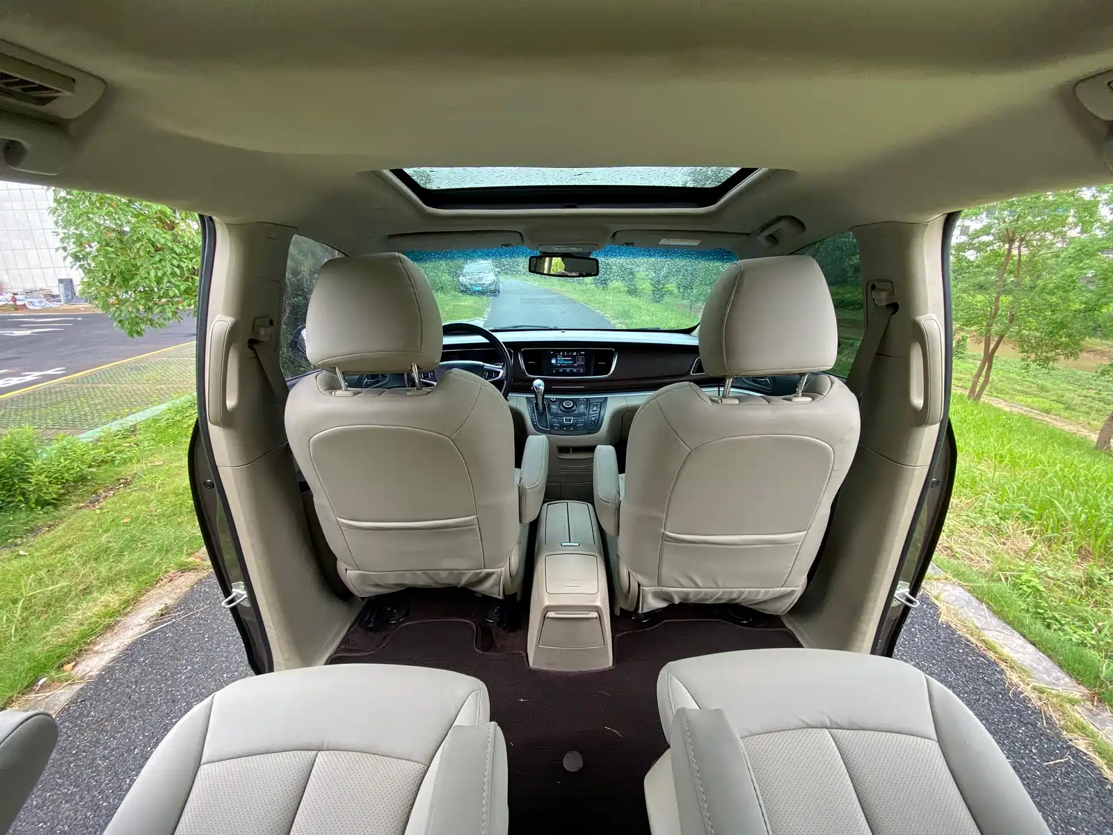 Фото 12 - Buick GL8