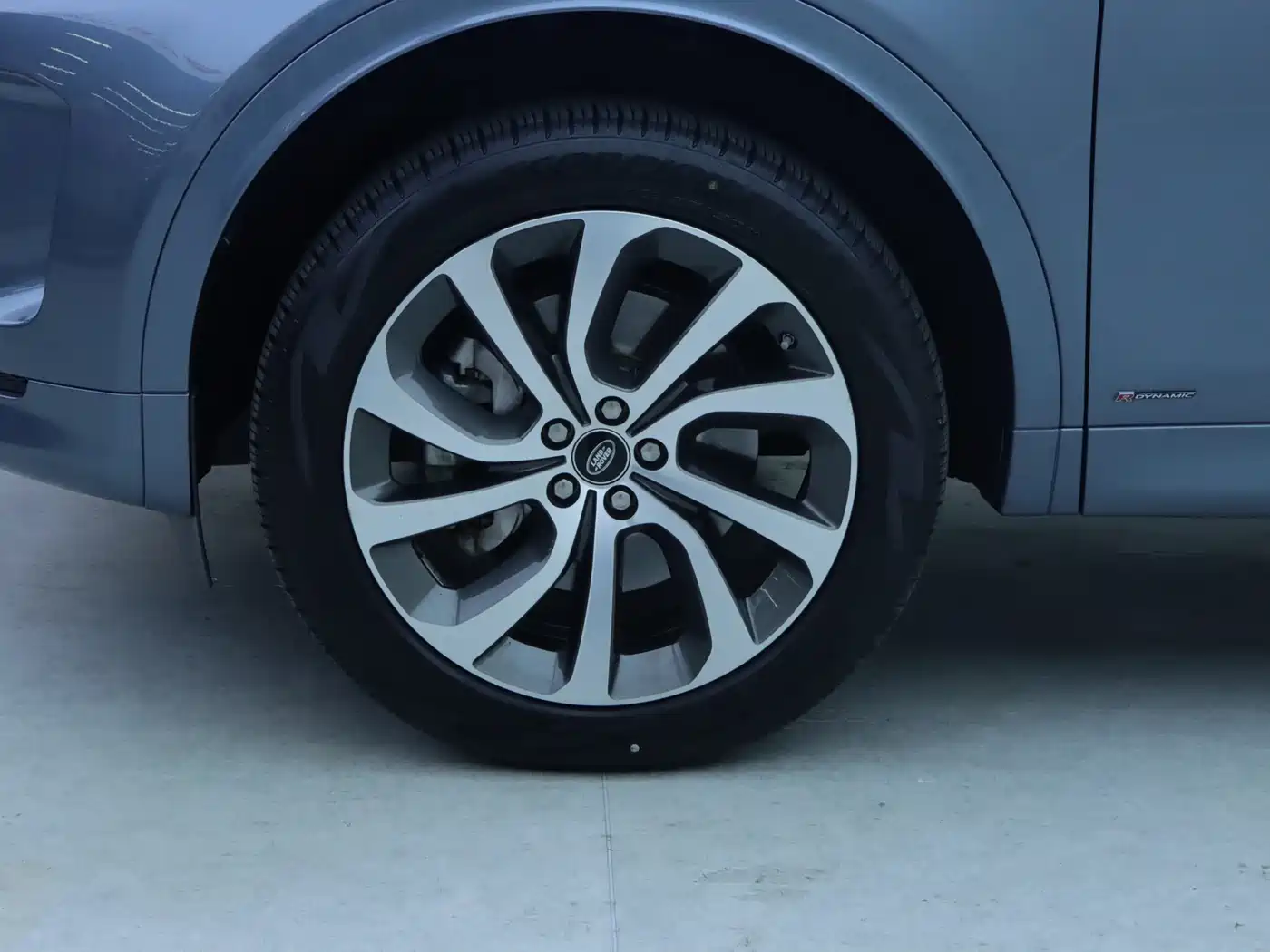 LAND ROVER DISCOVER SPORTS