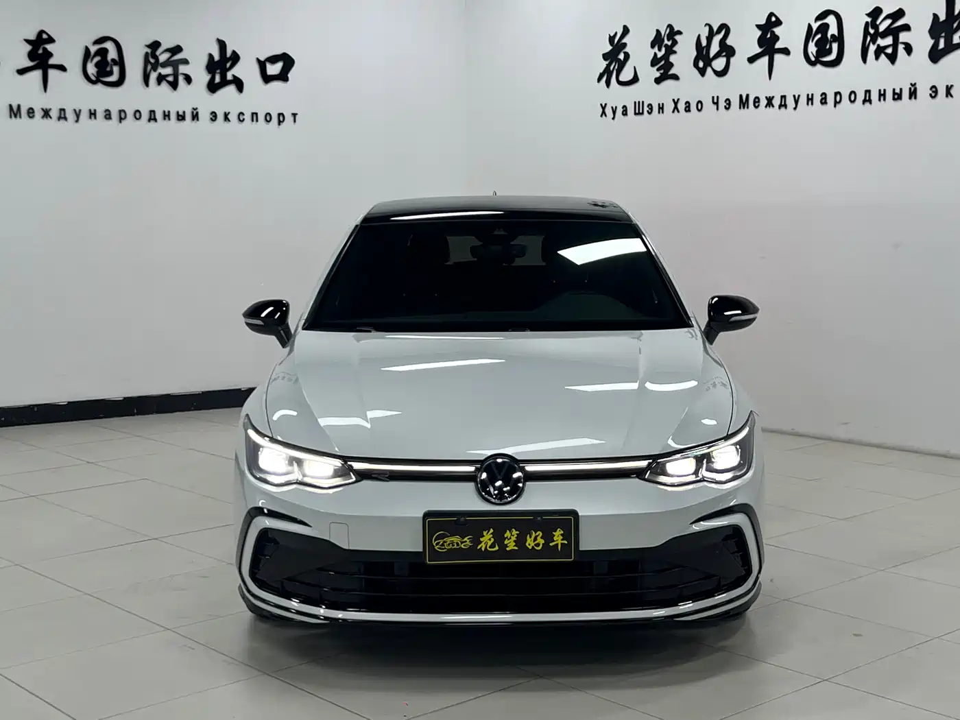 Volkswagen Golf 2021 280TSI DSG R-Line фото 2