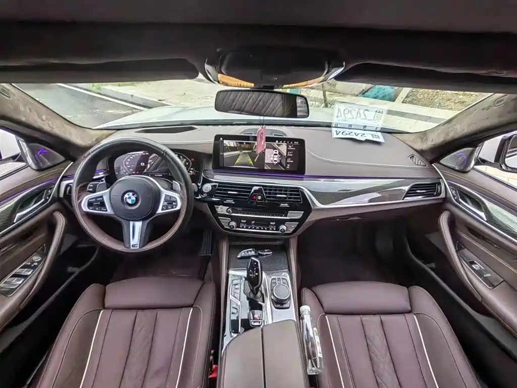 BMW 5 Series 2021 530Li Premium M Sport Package фото 5