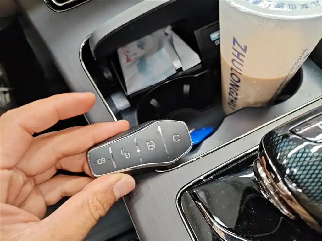 BYD Han 2025 DM-i Smart Driving Edition 125KM LiDAR Flagship фото 9