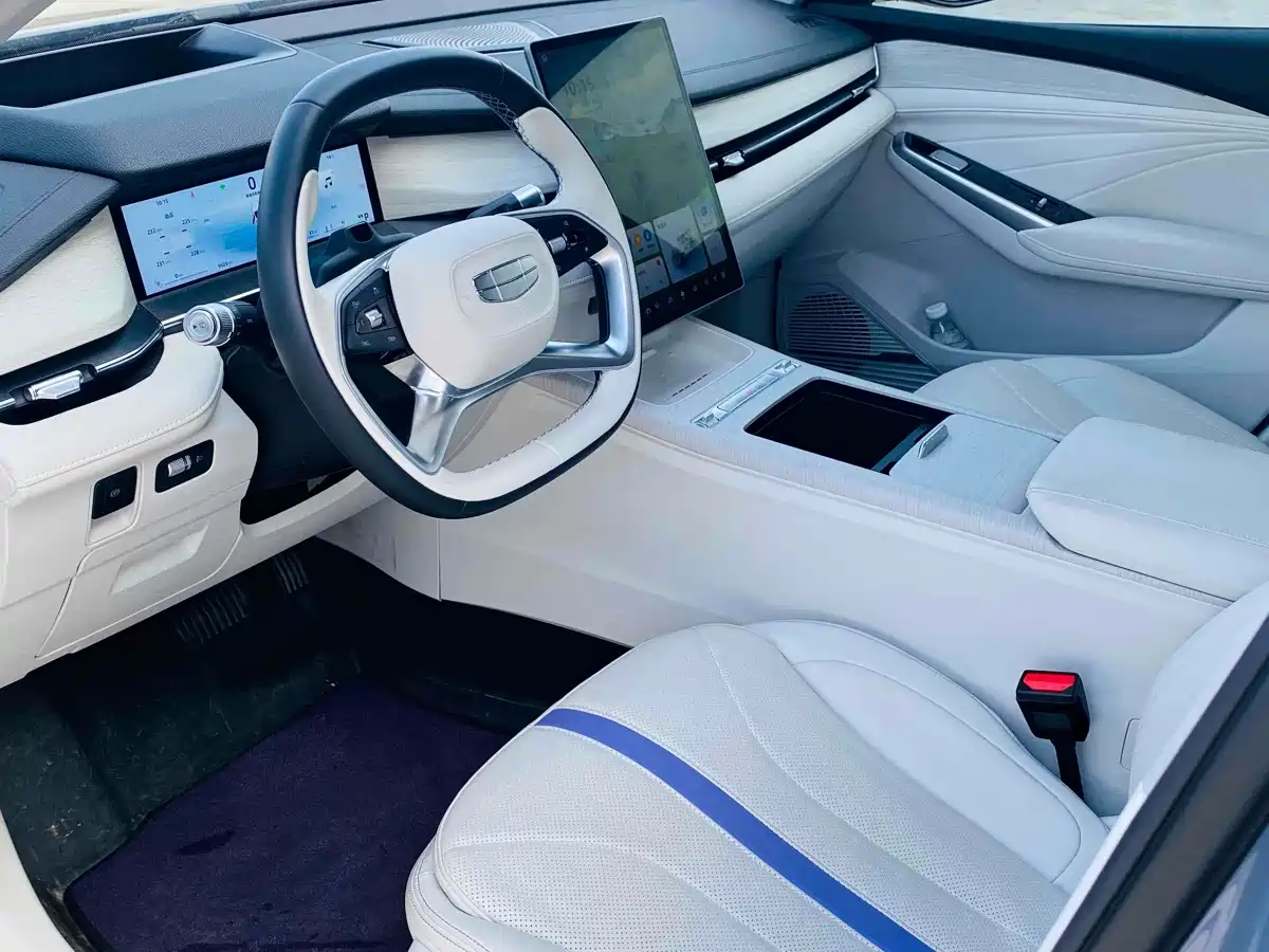 GEELY AUTOMOBILE XINGRUI