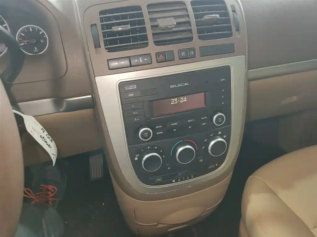 Buick GL8 2014 2.4L Classic Edition фото 13