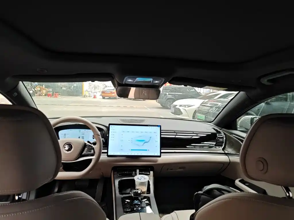 BYD Han 2025 DM-i Smart Driving Edition 125KM LiDAR Flagship фото 18