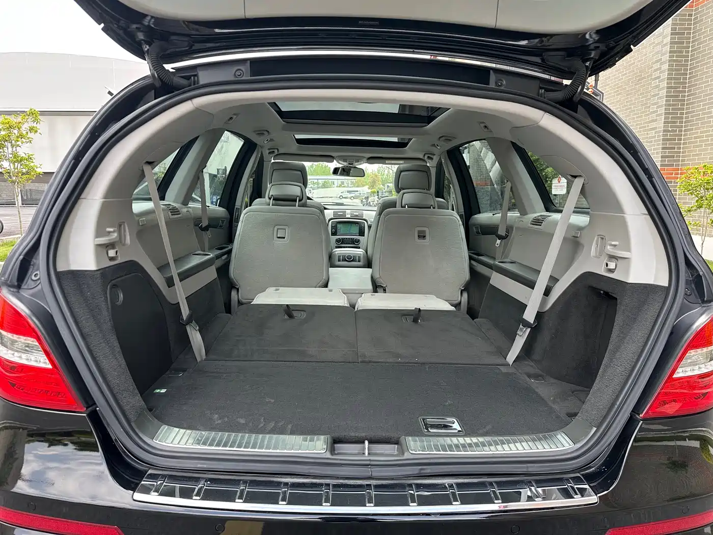 Mercedes-Benz R-Class 2015 R 320 4MATIC Luxury фото 35