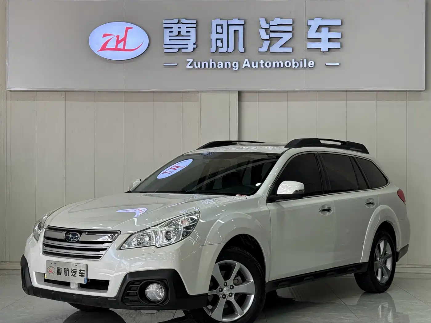 Subaru Outback 2013 2.5i Luxury Navigation Edition