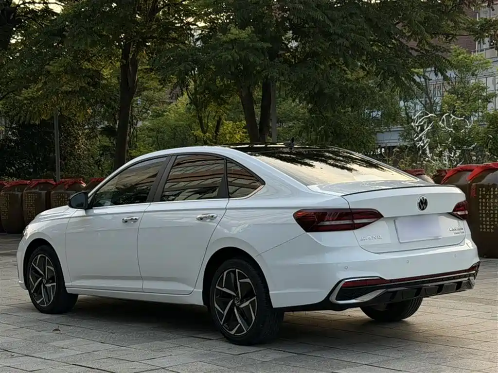 Volkswagen Lavida 2023 280TSI DSG Starlight Comfort Edition фото 9