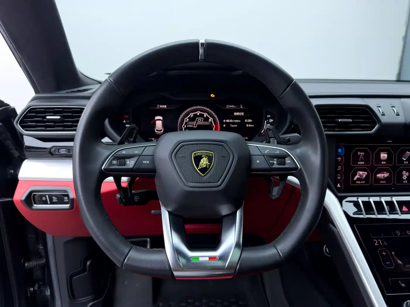 Lamborghini Urus 2018 4.0T V8 фото 19