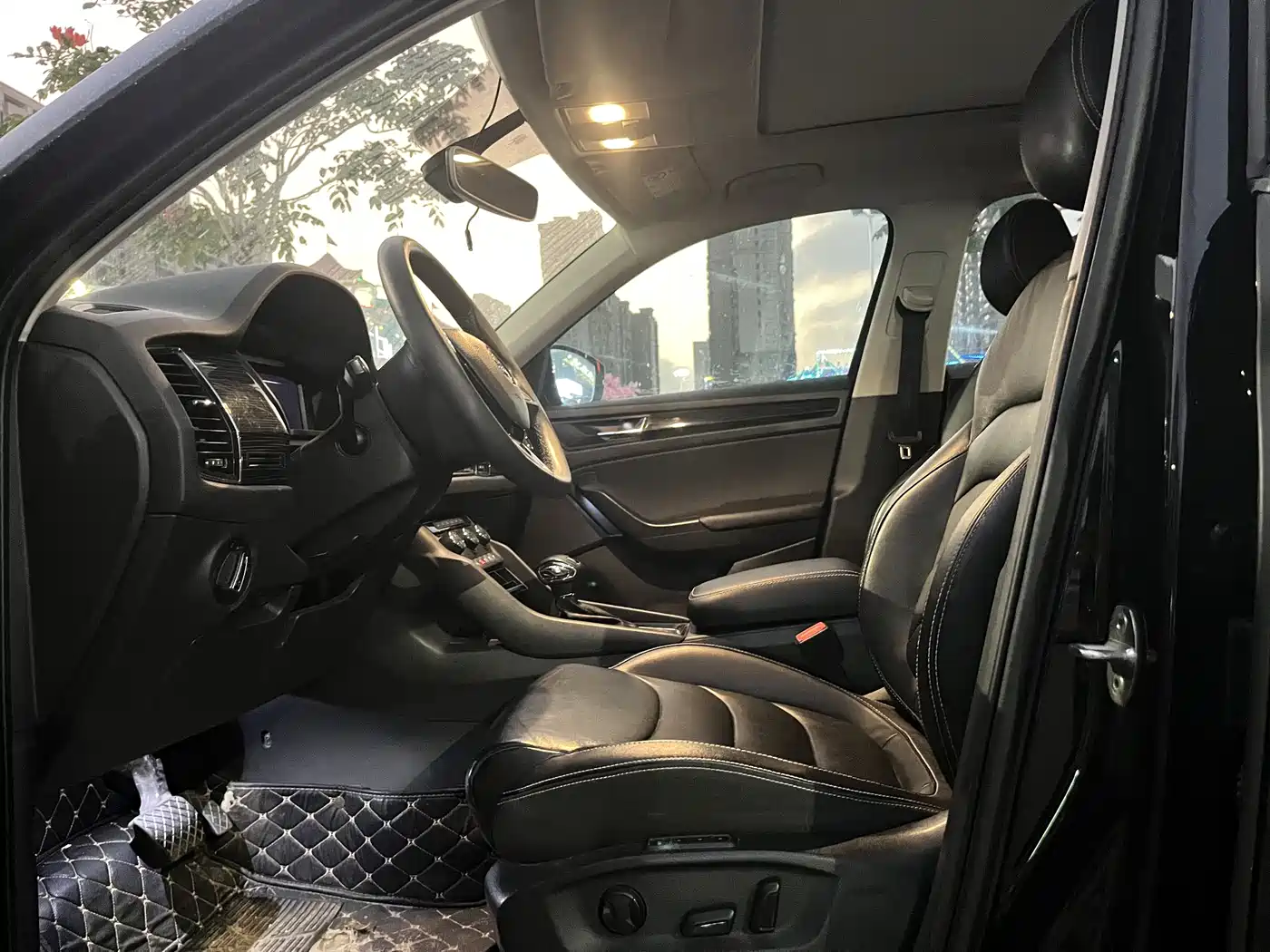 Škoda Kodiaq 2020 TSI330 5-Seater 2WD Luxury Premium Edition фото 14