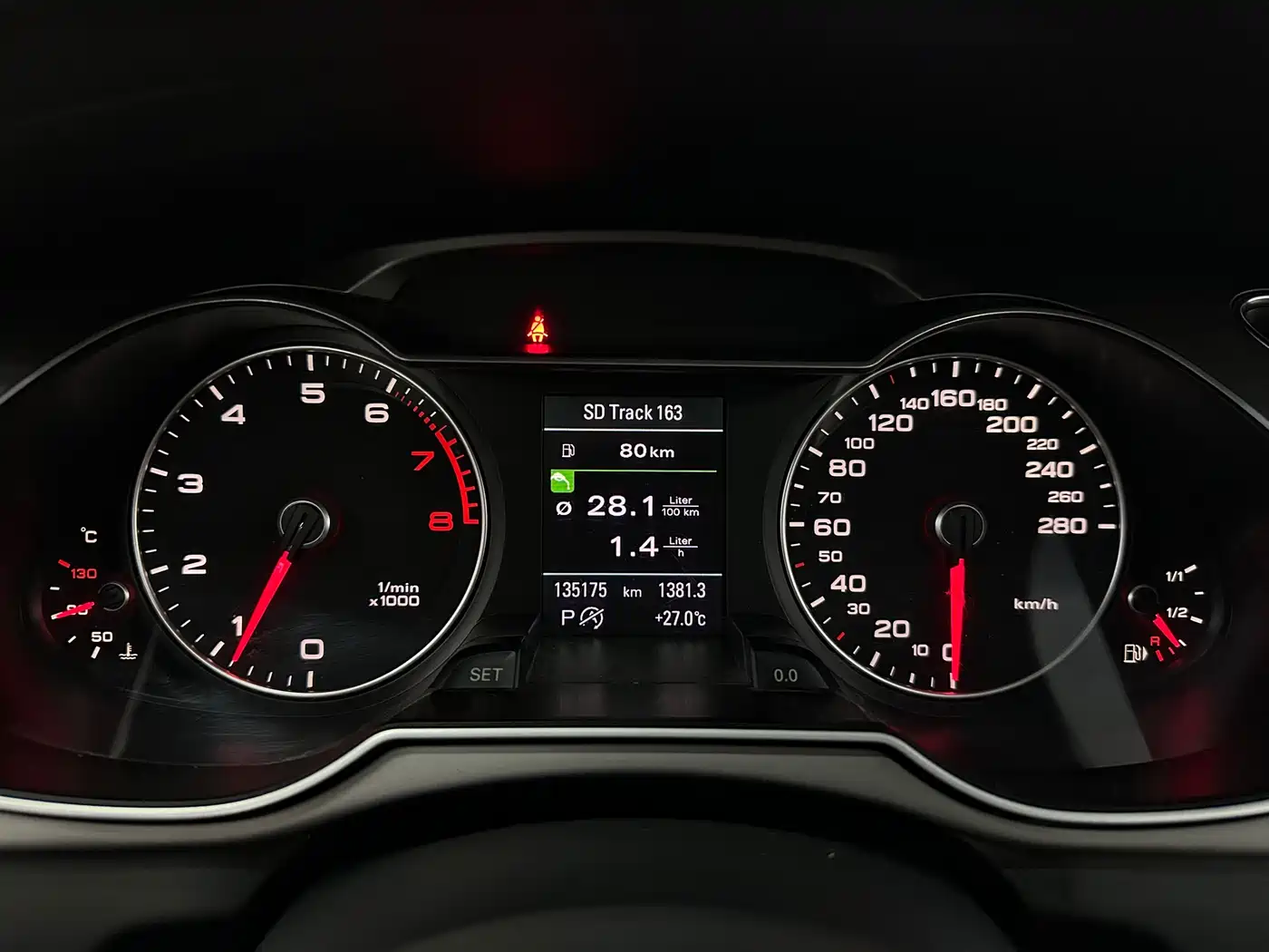 Audi A4 (Import) 2013 40 TFSI allroad quattro Luxury фото 9