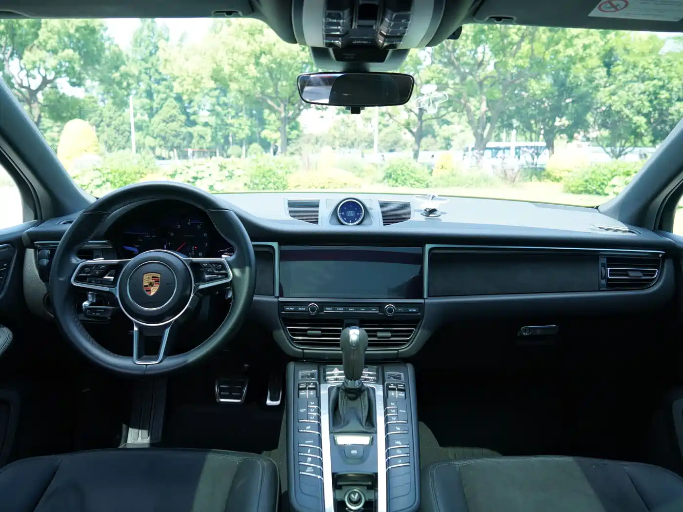 Porsche Macan 2018 Macan 2.0T фото 14