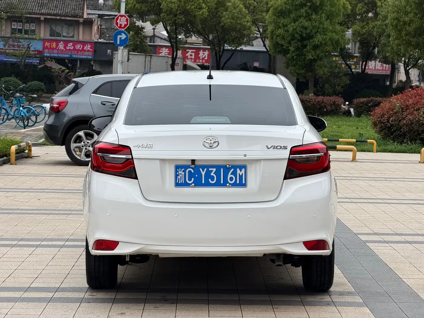 Toyota Vios 2022 1.5L CVT Venture CARE Edition фото 8